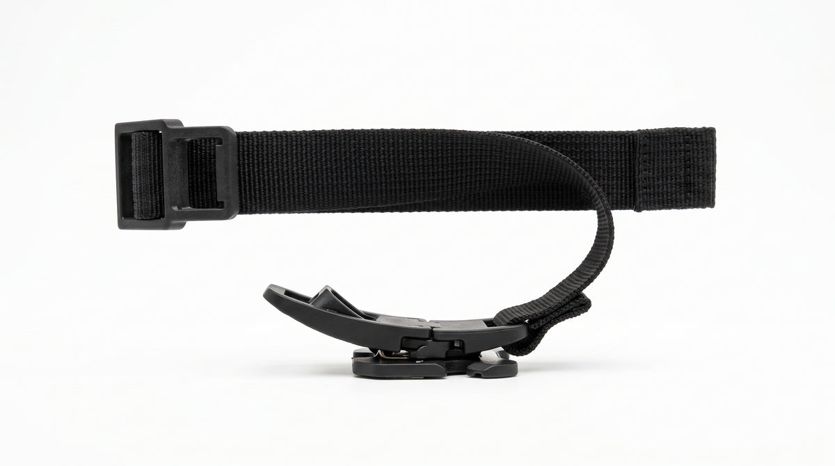 Une attache rotative d'Iziride vue de profil, avec sa sangle
